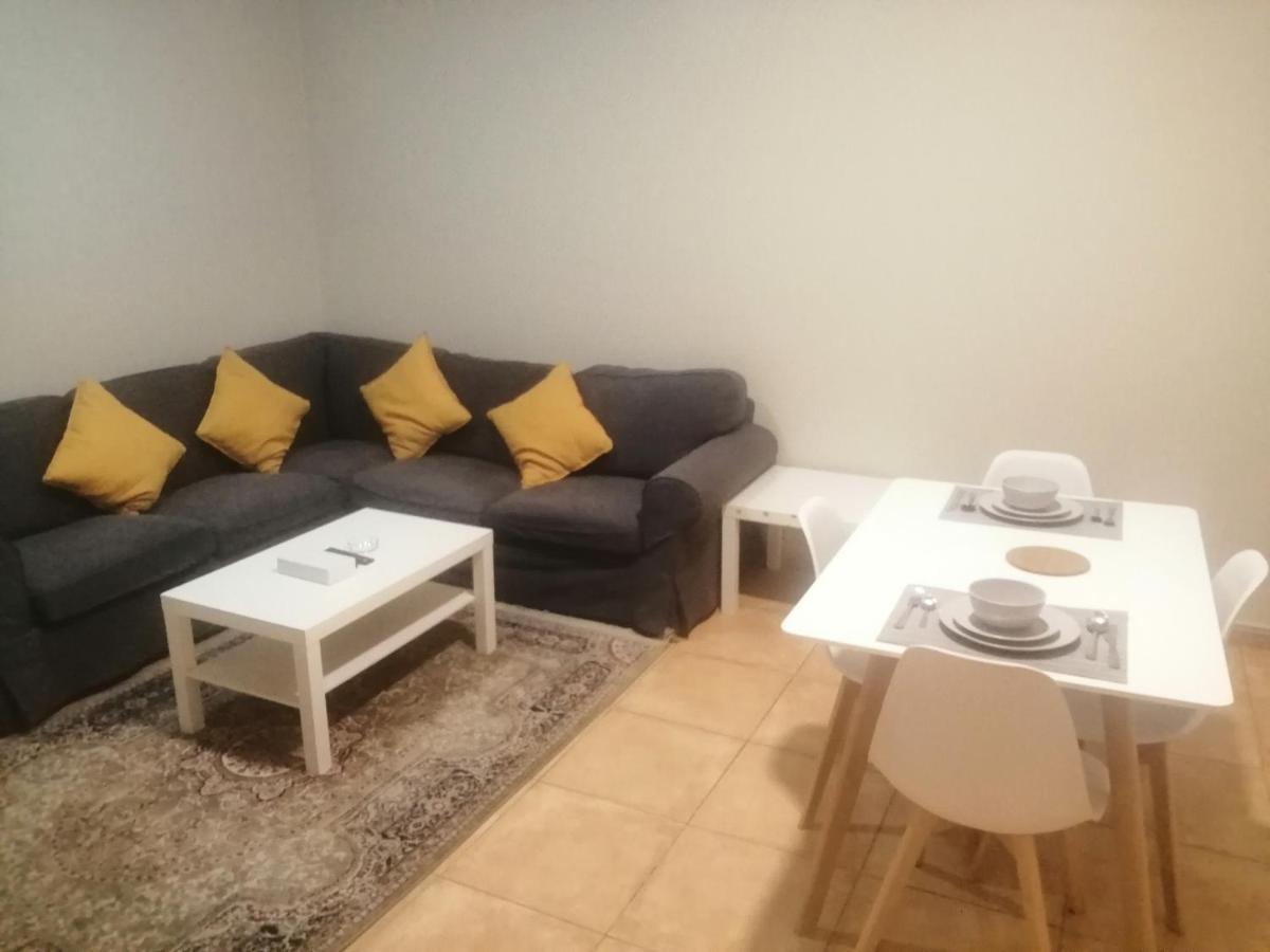 אפרטהוטל ריאד Nozol Al Toot Furnished Units מראה חיצוני תמונה